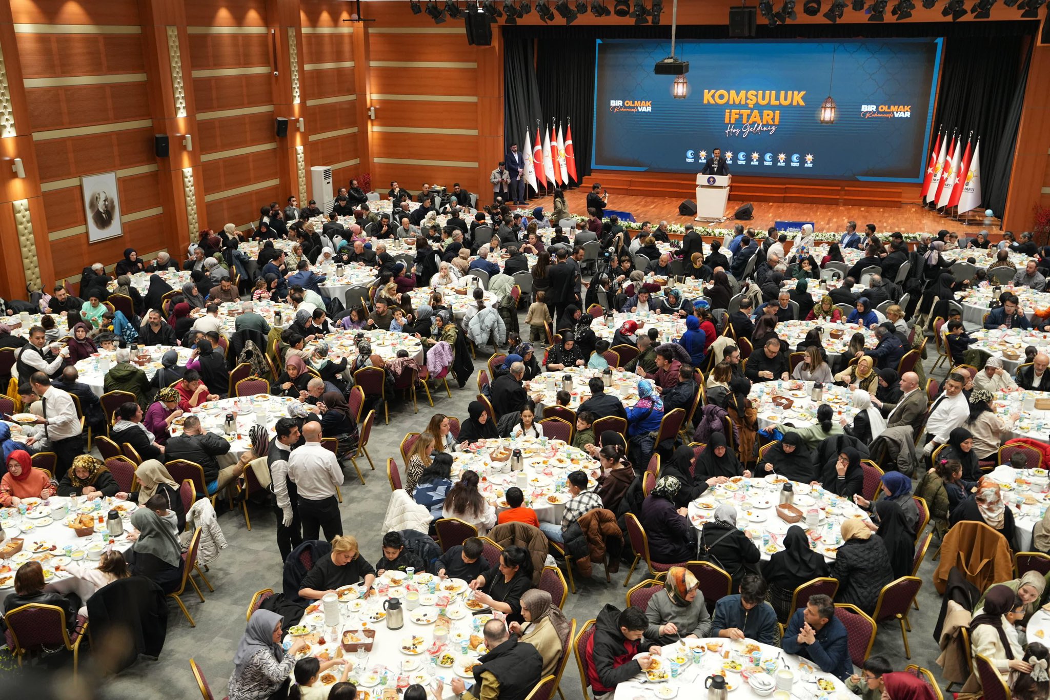 SÜTLÜCE MAHALLESİ'NDE KOMŞULUK İFTARI COŞKUSU