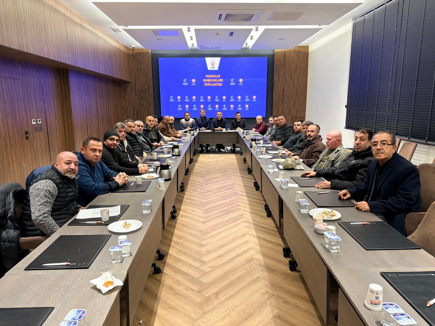 AK PARTİ BEYOĞLU’NDA TEŞKİLAT MESAİSİ SÜRÜYOR