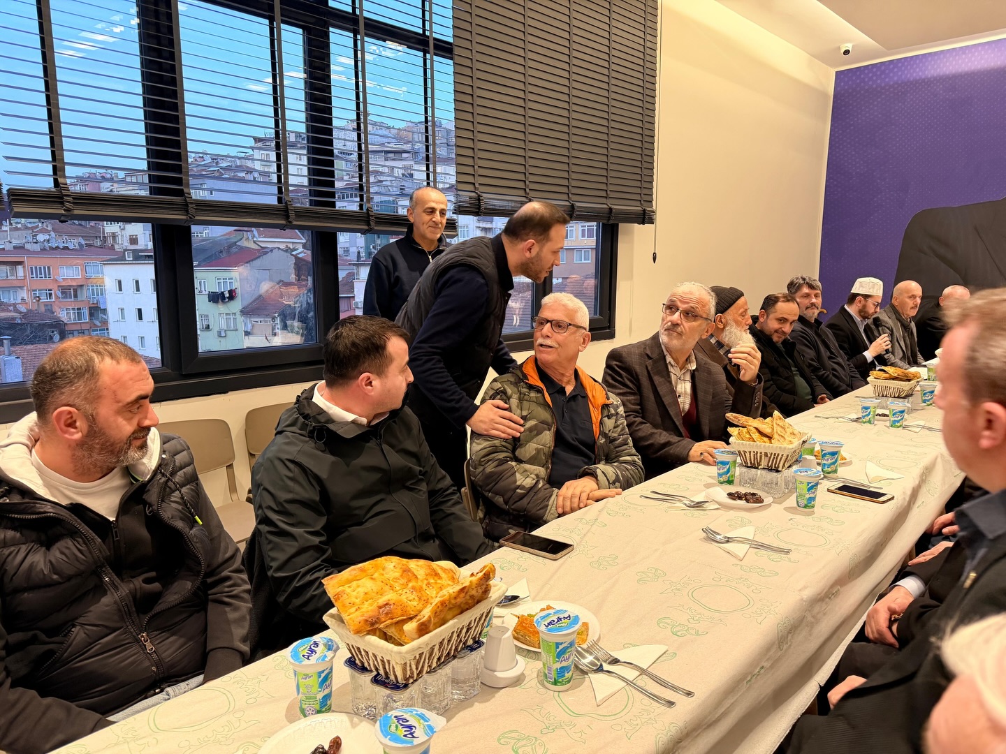 KASTAMONULU KOMŞULAR İLÇE BAŞKANLIĞINDA AĞIRLANDI