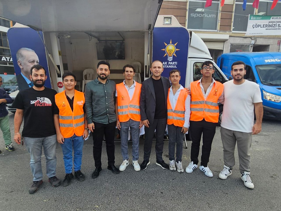 AK PARTİ BEYOĞLU’NDA AK NOKTALAR SAHADA