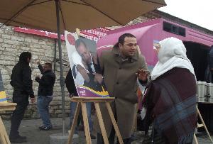 Sevilmeye Değer Herşeyi Seviyoruz